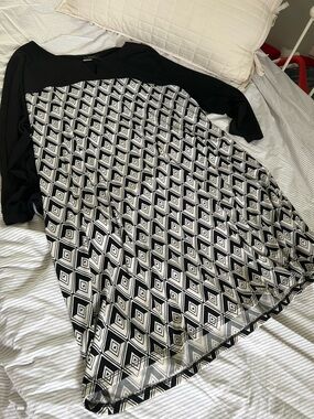 Alfani Black and White Geometric Long Sleeve Dress